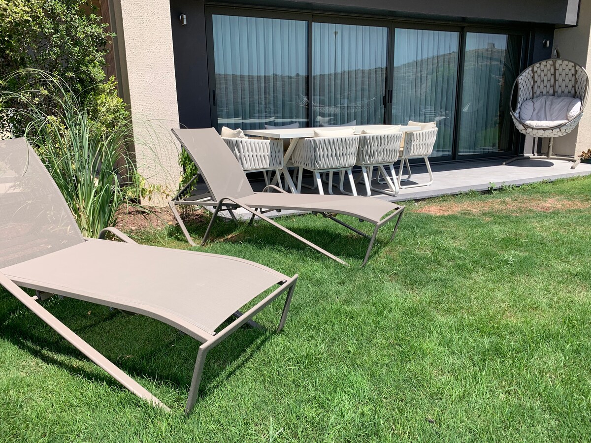 Bodrum English Walton's Home