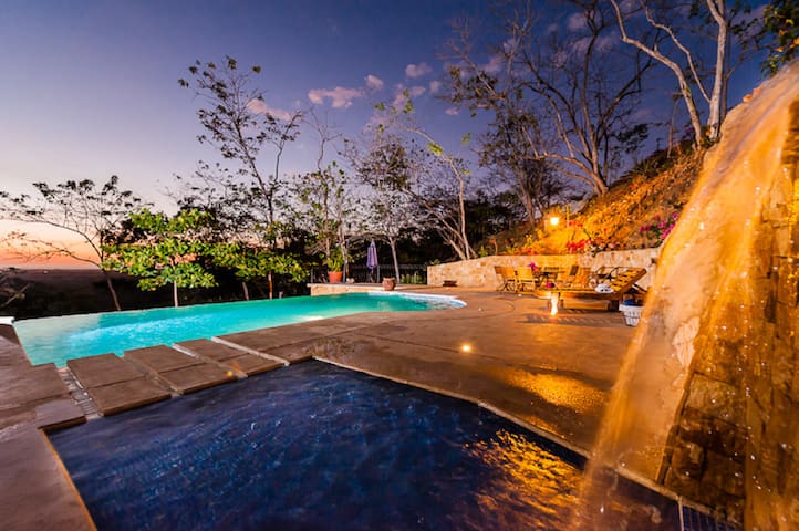 Casa Paloma/Infinity pool/Ocean View