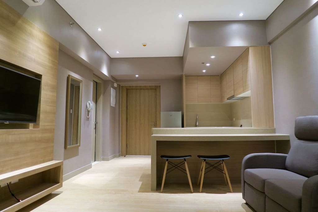 Mess-free allowing guests more space!