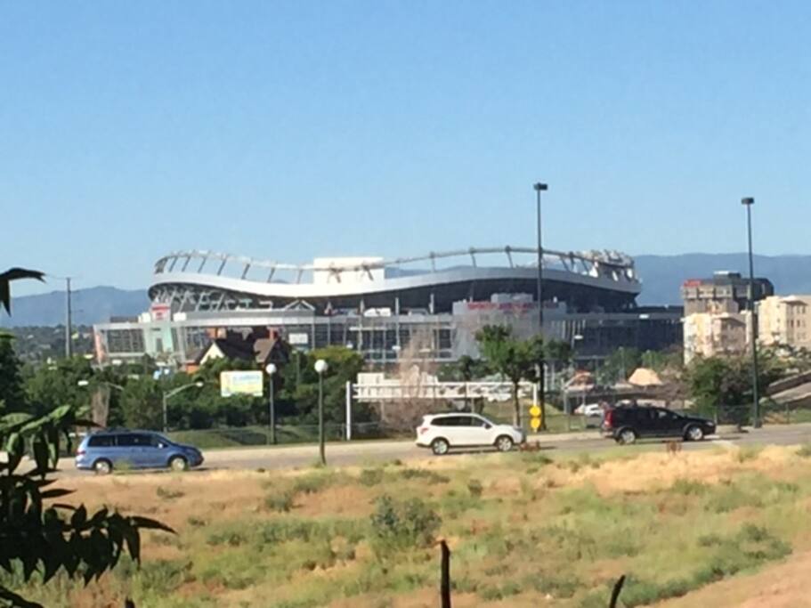Under 15 min walk on new greenway to Mile High Stadium