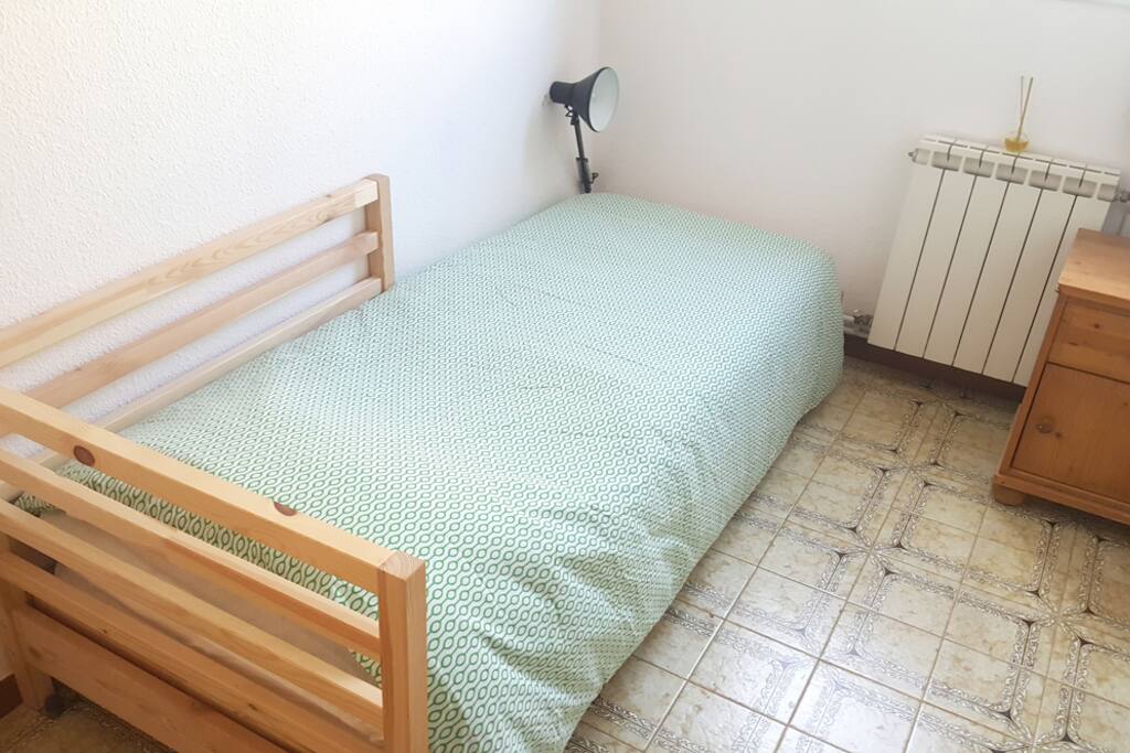 Con cama doble cerrada