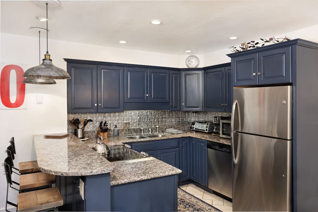 A fully equipped kitchen to make you feel right at home.
