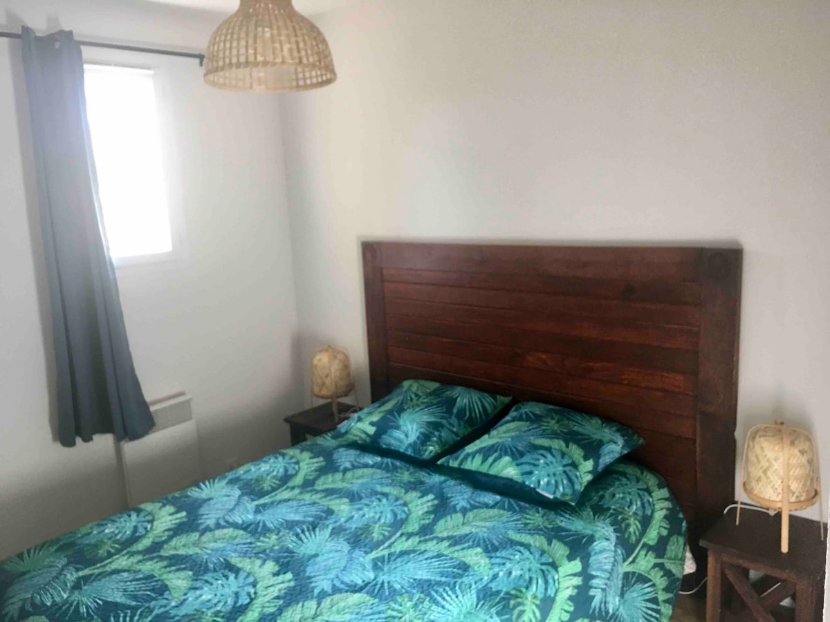 Double bedroom, bed 140x190, with closet 