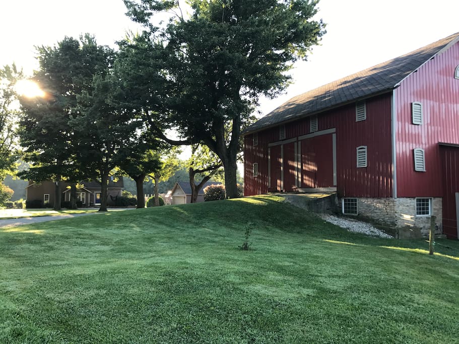 Surrounded by Salamonie State Park & Reservoir! Barns for Rent in