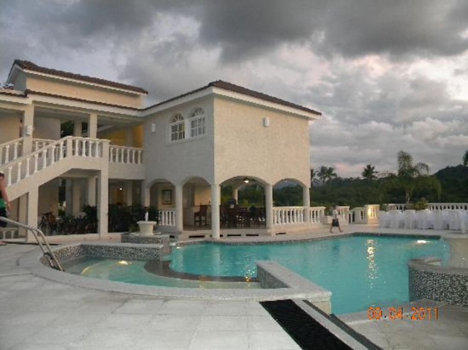 Villa
