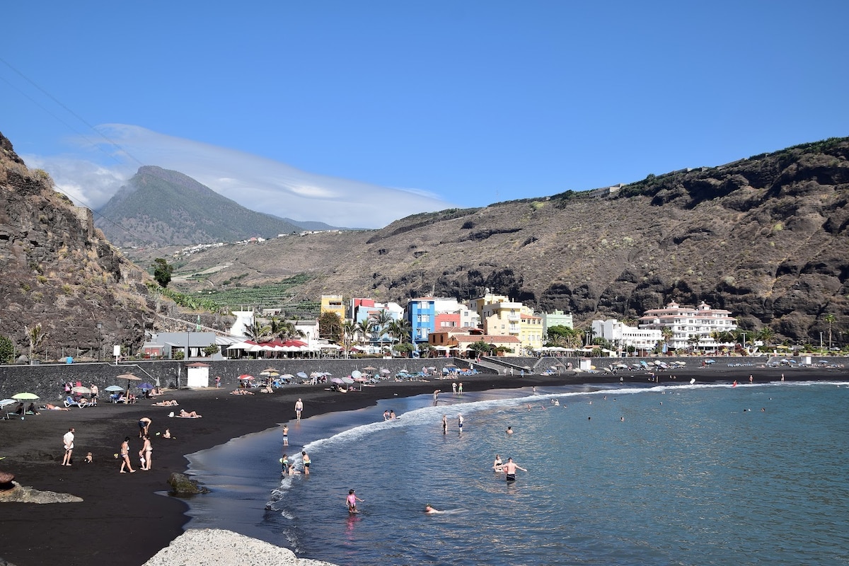 El Puerto de Tazacorte Alquileres vacacionales y alojamientos - Canarias,  España | Airbnb