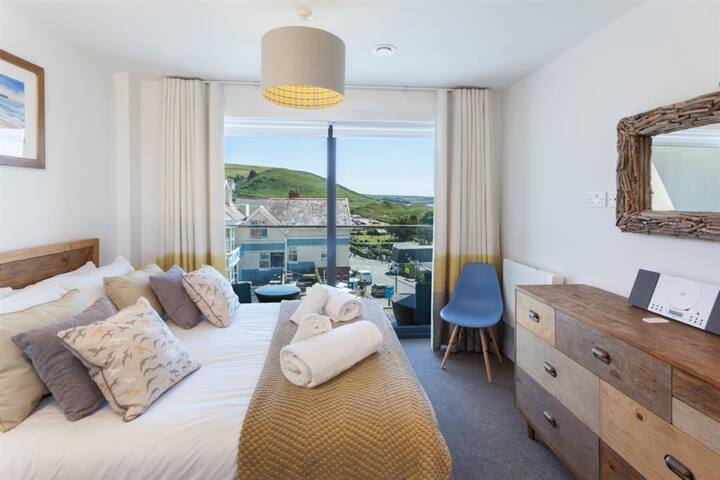 Მთავარი საძინებელი