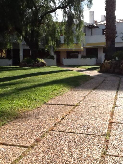 L'allée menant à la maison