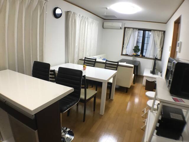Shinjuku-ku,2min from sta.,9beds,4rooms+big dining gallery image 2