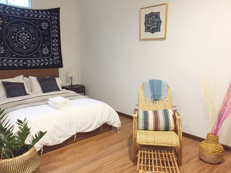 Indigo room