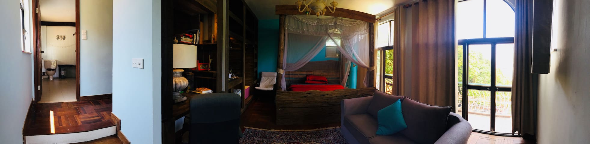 OceanView Large Ensuite Room with Private Balcony
