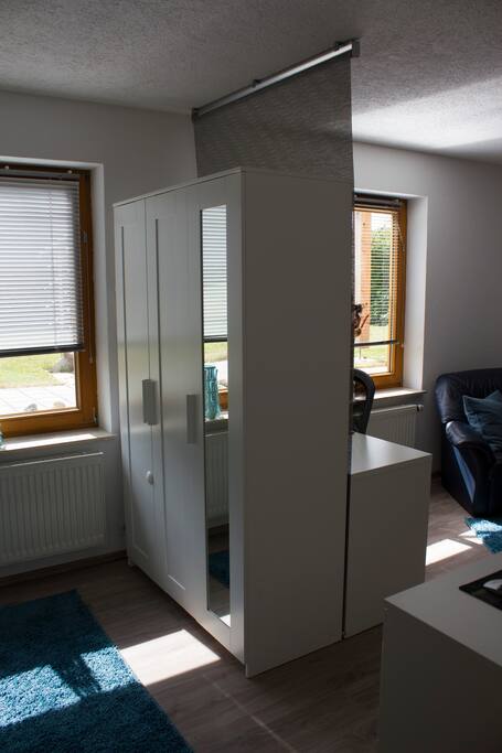 Kleiderschrank