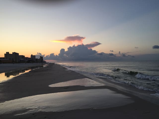 Sands #117 Best Location West Beach