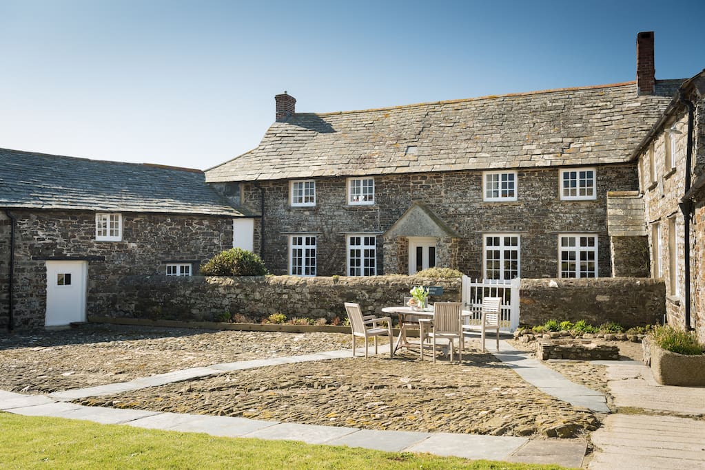 A 16 century farm house on the cliffs of North Cornwall