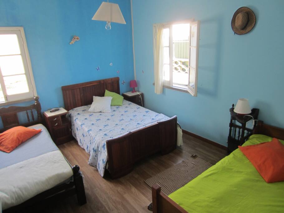 shared room for 3
