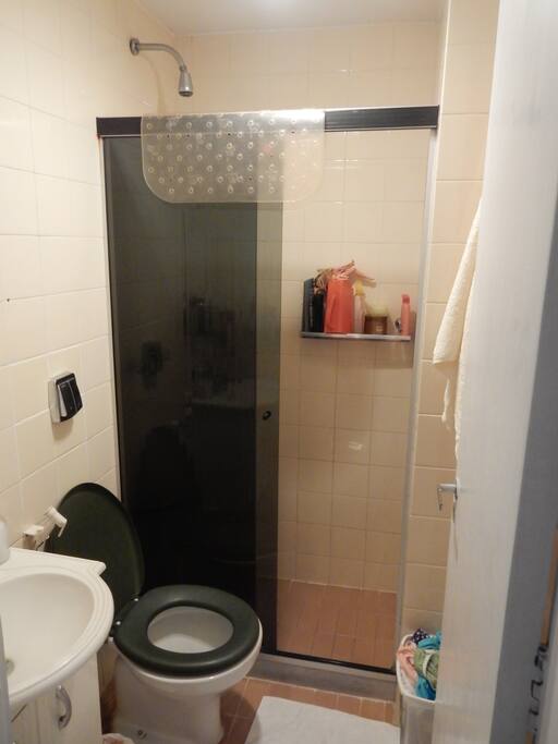 MAIN BATHROOM WITH HEATER.
