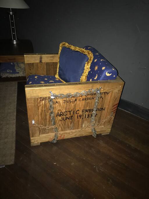 A nod to Tobe Hooper’s Classic Creepshow and The Crate. Written by John Carpenter.