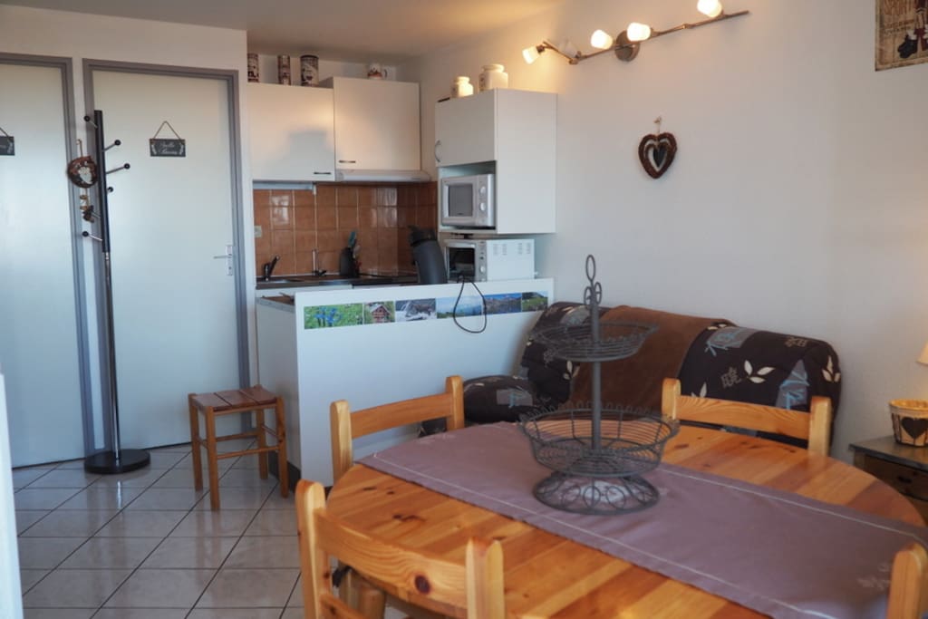 Séjour et coin cuisine