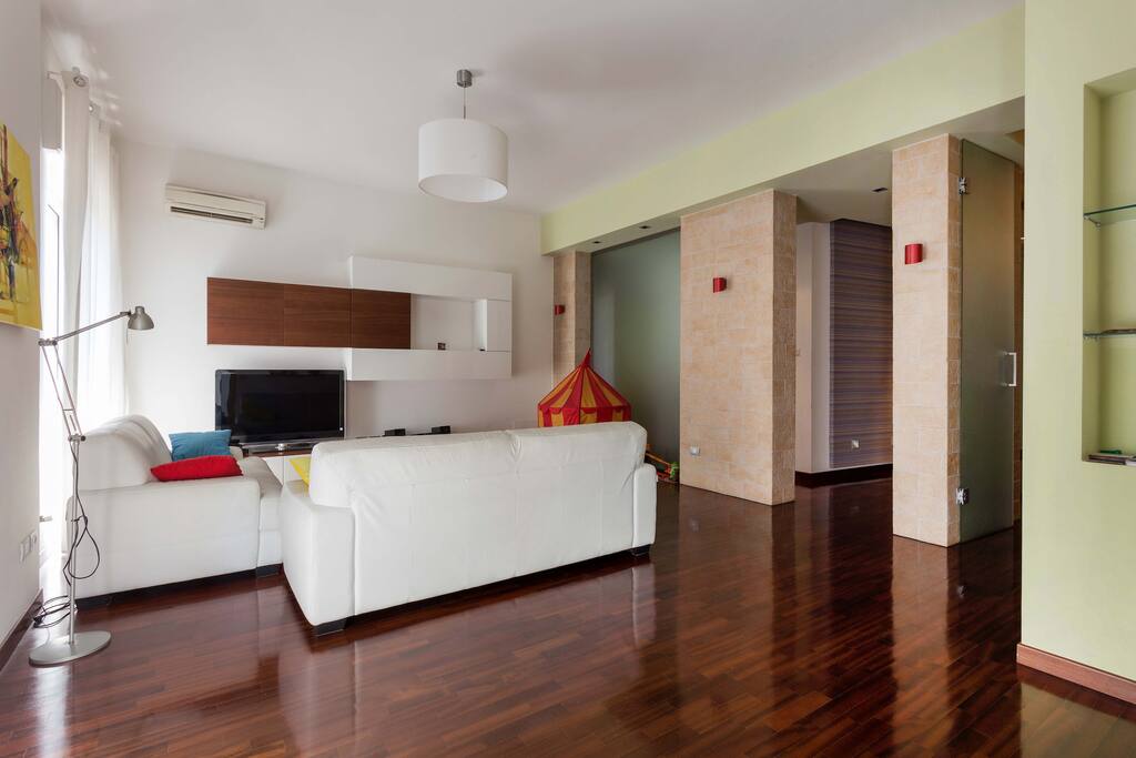 INGRESSO SALONE