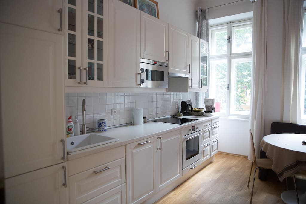 Bright and spacious Kitchen