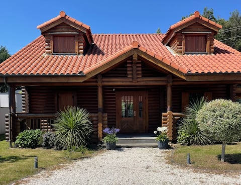 House with pool near Pornic