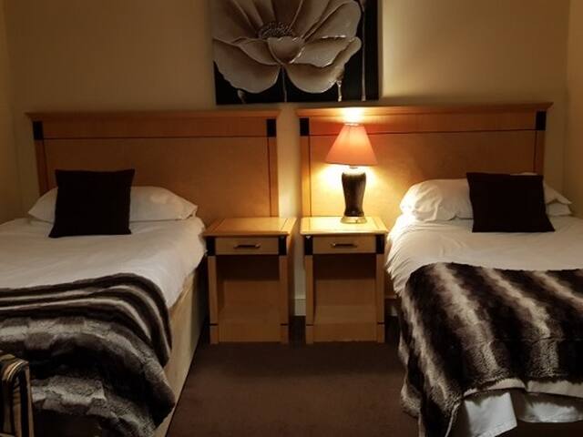 Twin Room Street view @ The Bull Hotel