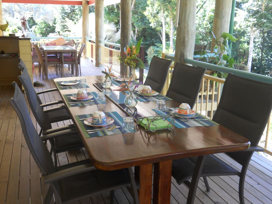 The breakfast verandah
