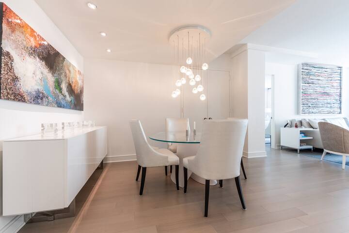 Polished 2 BR/2BA Home in Chic W. Village #10298 gallery image 2