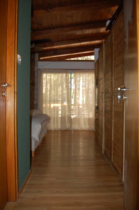 acceso al dormitorio ppal