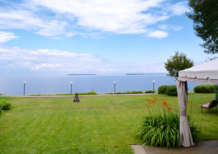 SainteHedwidgedeRoberval Vacation Rentals & Homes Québec, Canada