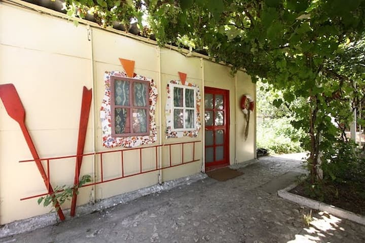 Airbnb 2 Mai Vacation Rentals Places To Stay Constanța