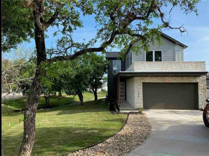 FIFTY SHADES OF FUN! Waterfront Home on Lake LBJ Houses for Rent in