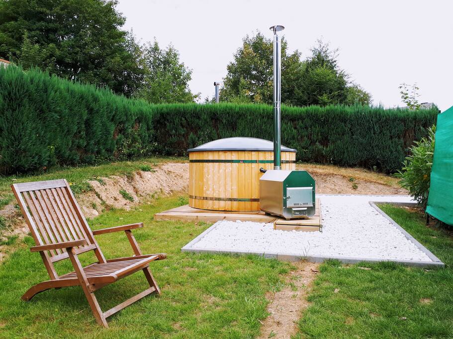 Hottub/Jacuzzi