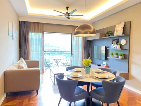 HOMELiVE V21A @ ViSTA GENTiNG 2BR| Bathtub| Wi-Fi