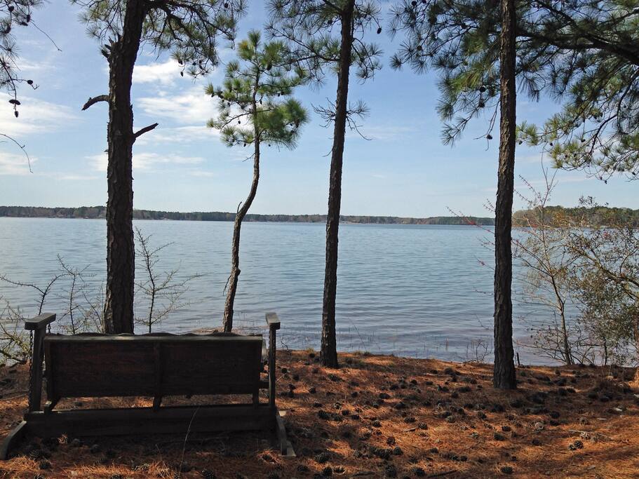 Lake Life Escape The Point on Lake Gaston Houses for Rent in