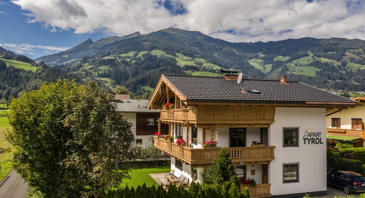 Dream holiday in the Zillertal with friends 2-5 persons