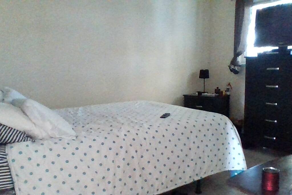 guest bedroom