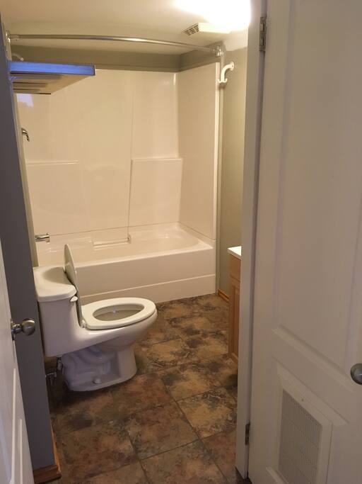 Private ensuite bathroom