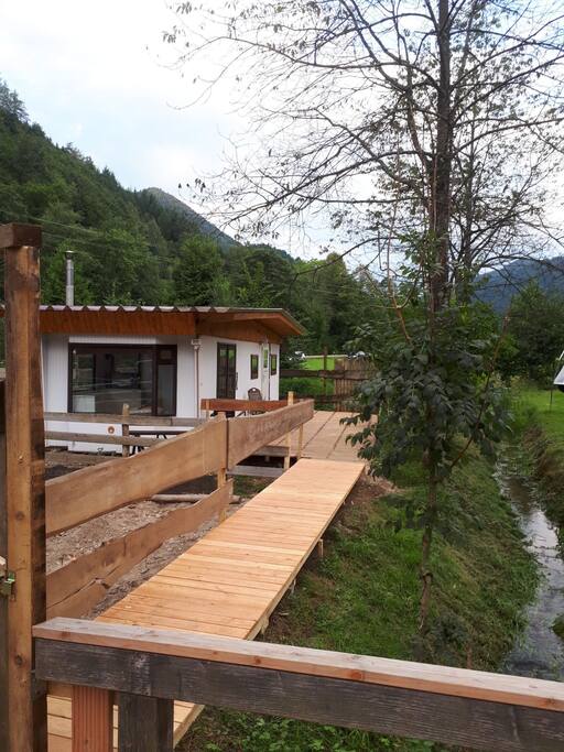 Steg zum Mobilhome