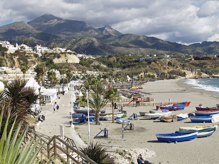 Modernes Apartment In Nerja, Nähe Burriana-strand - Nerja