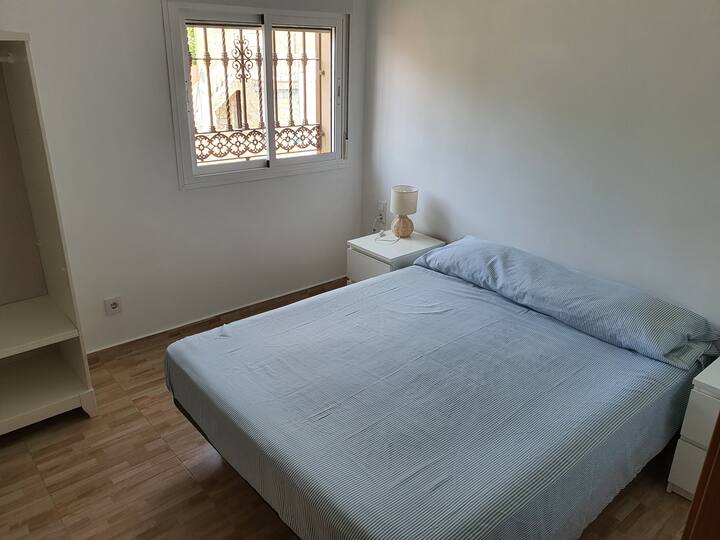 Dhomë gjumi 2