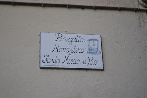 Ca du muneste in Noli. With private parking space.