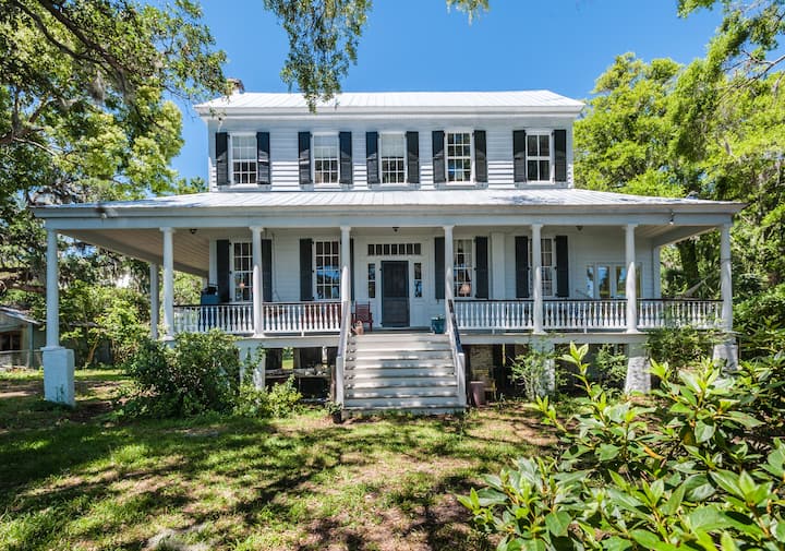 Historic Southern Home in Paradise Houses for Rent in Wadmalaw Island
