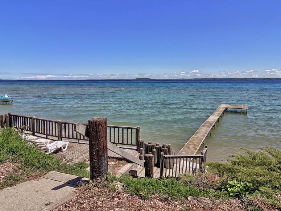 Play in the water or swim in the bay-dock area shared with other guests
