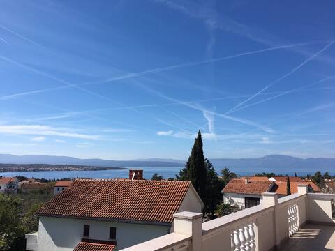 Modern 2bedroom app with sea view ****