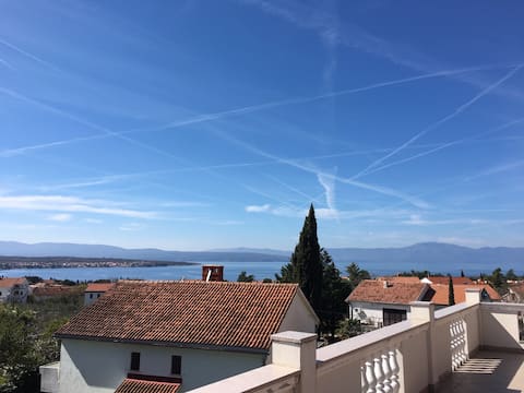 Modern 2bedroom app with sea view ****