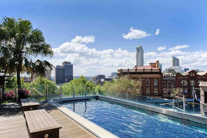 Luxurious and Modern Living - Oxford Street