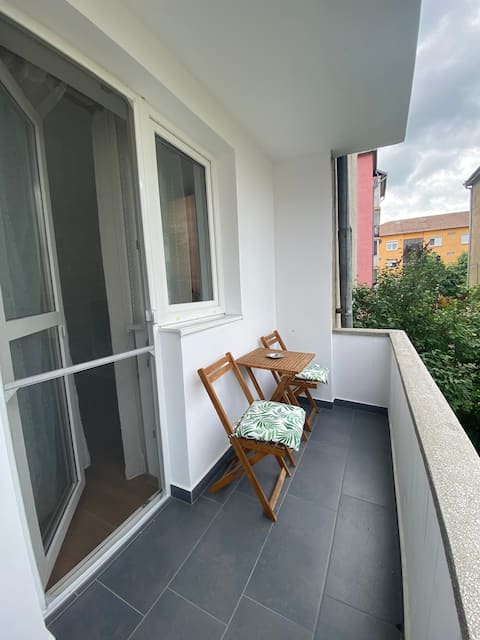 Sophia's Cozy Apartment FREE PRIVATE PARKING