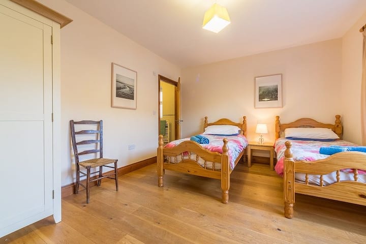 Downstairs twin room with ensuite wet room