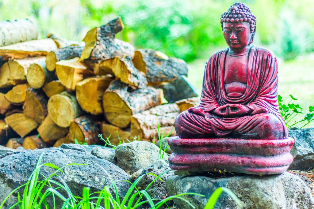 meditation path and labirynth are right on the property
